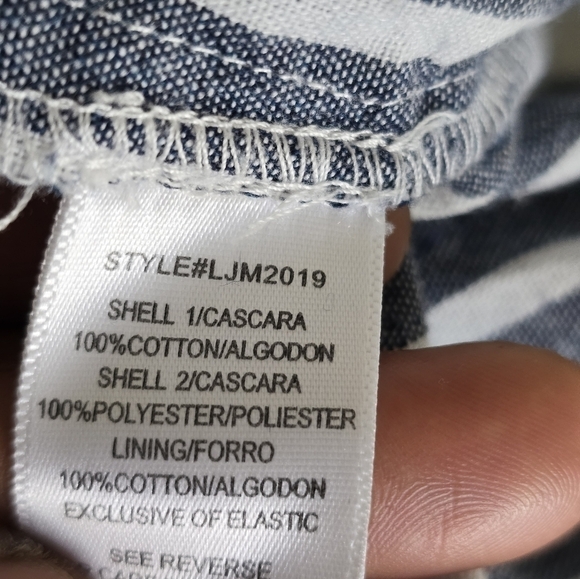 Forever 21 women's sleevesless jumpsuit white blue stripes front Cutout - Picture 11 of 13